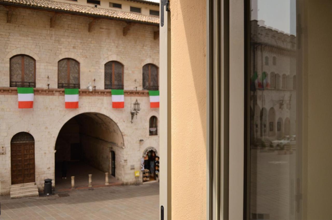 Palazzo Bozzoni Assisi Boutique Apartments Exterior foto
